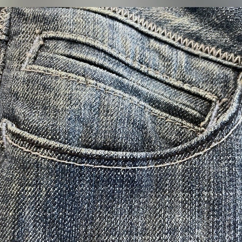 WÖRN Straight Leg Jeans Blue Excellent Zig Zag Stitch Denim Women Size 6 - Picture 3 of 8